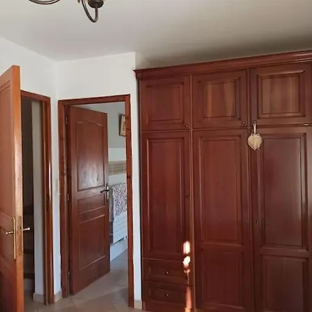 Holiday home Avec Grand Jardin Au Centre De St Florent